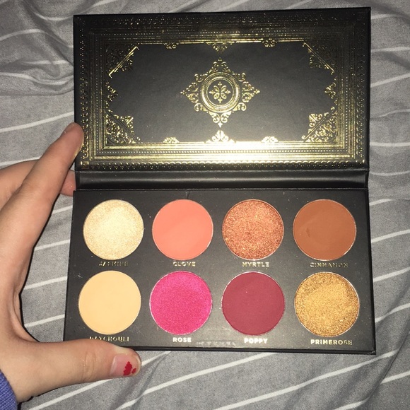 Ace Beaute Grandiose Palette - Picture 2 of 2